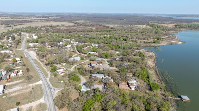 124 Arrowhead, Comanche, TX 76442