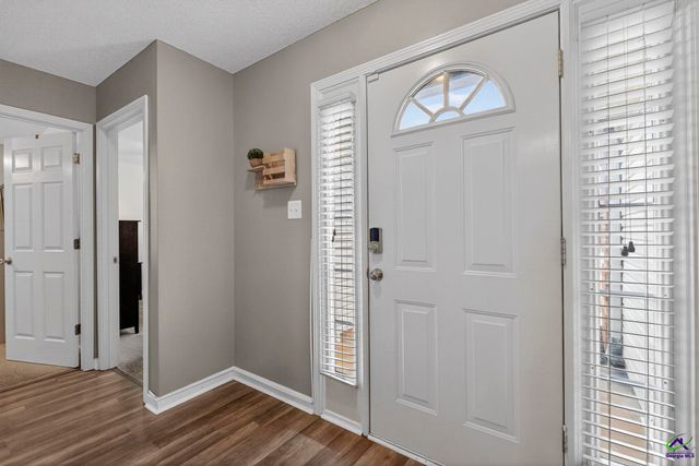 307 Carver Court, Warner Robins, GA 31088