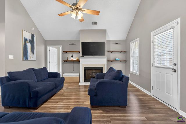 307 Carver Court, Warner Robins, GA 31088