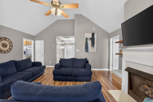 307 Carver Court, Warner Robins, GA 31088