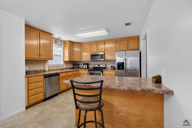 307 Carver Court, Warner Robins, GA 31088