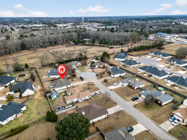 307 Carver Court, Warner Robins, GA 31088