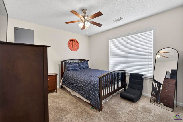 307 Carver Court, Warner Robins, GA 31088