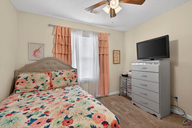 307 Carver Court, Warner Robins, GA 31088