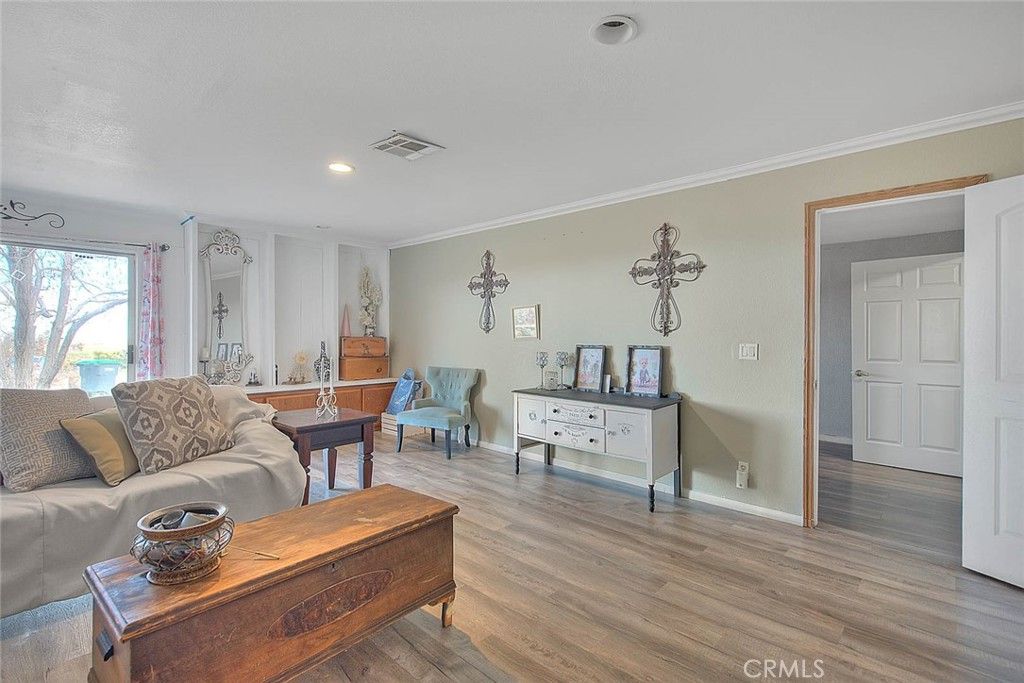 Image 16 of property listing at 8529 Nielson, Phelan, CA 92371