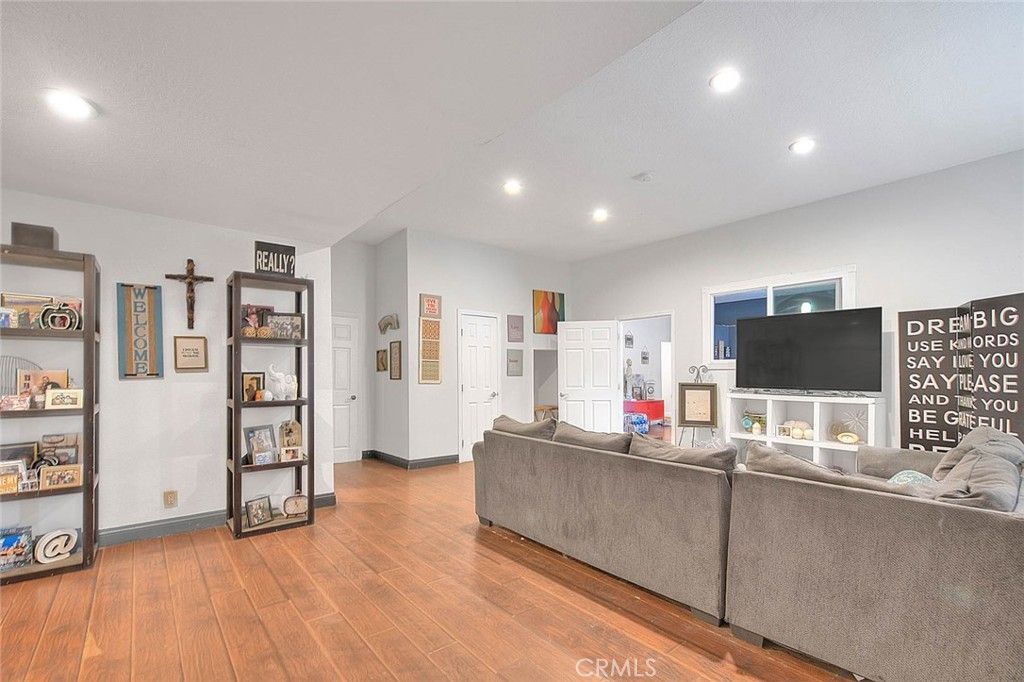 Image 32 of property listing at 8529 Nielson, Phelan, CA 92371