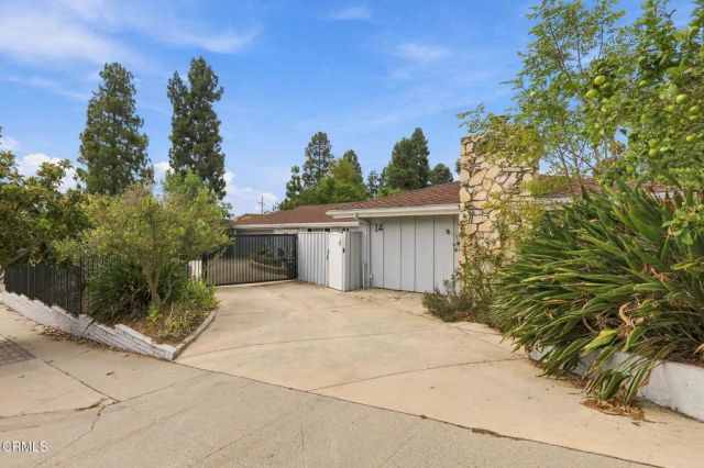 14 Bradford Avenue, Camarillo, CA 93010