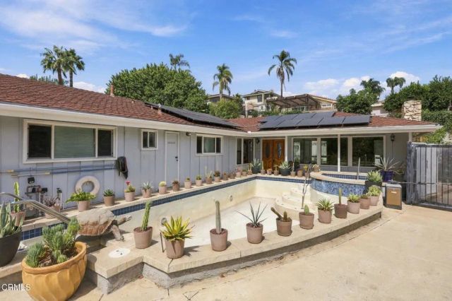 14 Bradford Avenue, Camarillo, CA 93010
