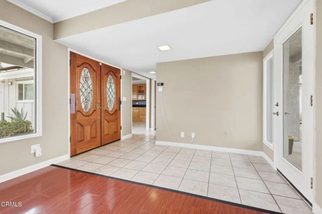 14 Bradford Avenue, Camarillo, CA 93010