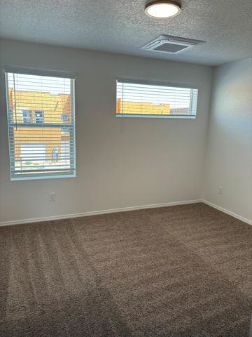 8924 Mountain Ash Avenue SW, Albuquerque, NM 87121