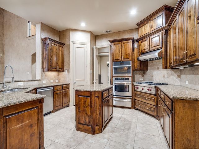 12181 Flynt Drive, Frisco, TX 75035