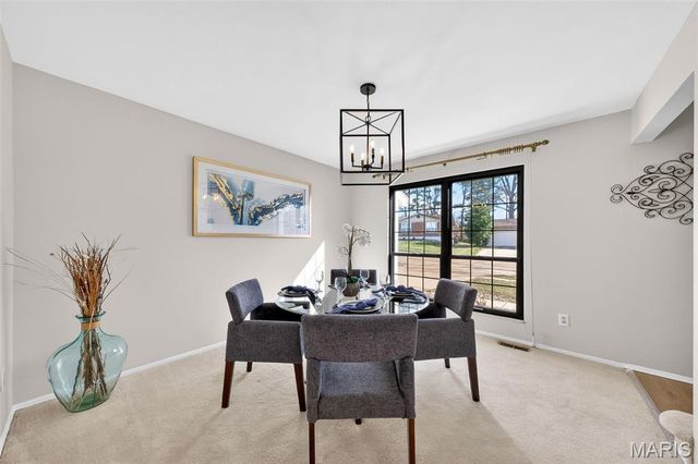 1287 Still House Creek Road, Chesterfield, MO 63017