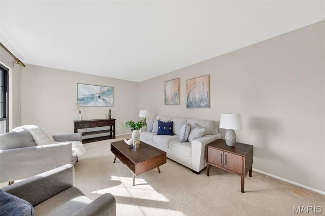 1287 Still House Creek Road, Chesterfield, MO 63017