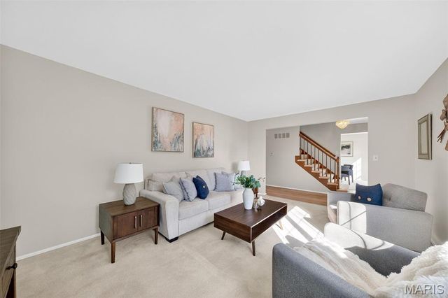 1287 Still House Creek Road, Chesterfield, MO 63017