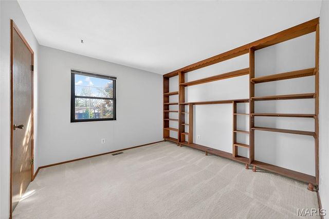 1287 Still House Creek Road, Chesterfield, MO 63017