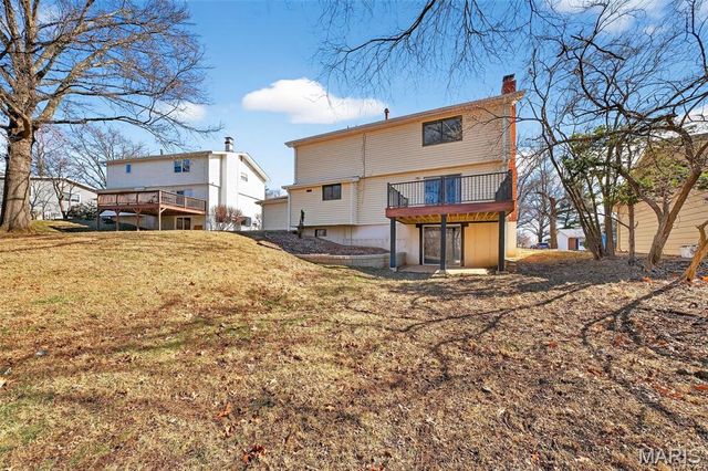 1287 Still House Creek Road, Chesterfield, MO 63017