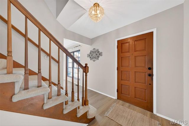 1287 Still House Creek Road, Chesterfield, MO 63017