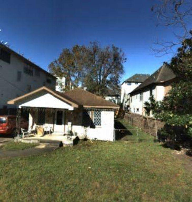 5114 Eigel Street, Houston, TX 77007