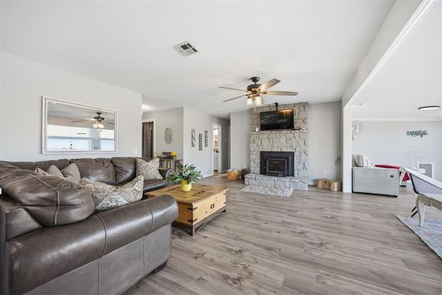 429833 E 1156 Road, Porum, OK 74455