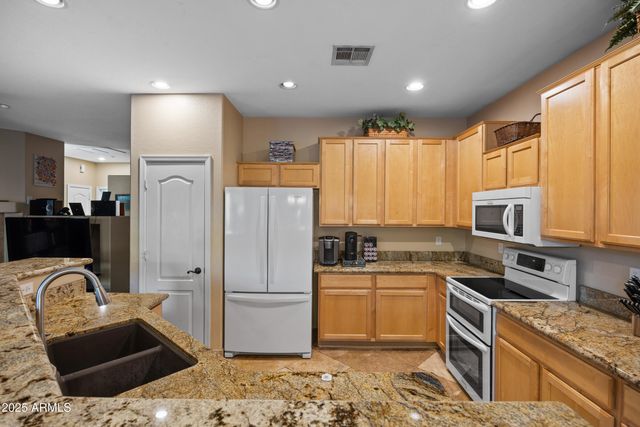 9811 N DESERT ROSE Drive, Fountain Hills, AZ 85268