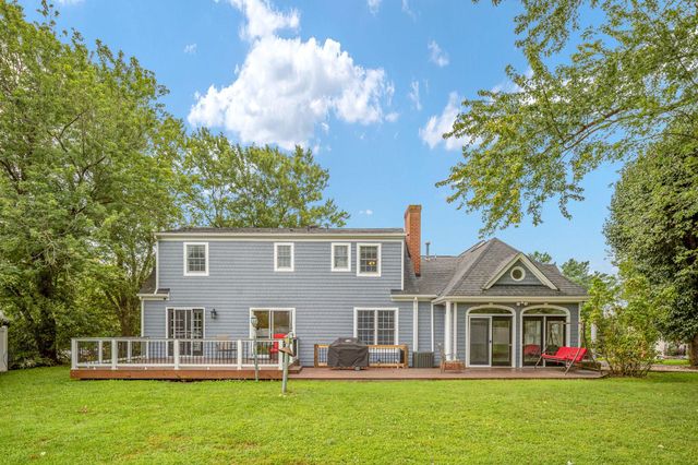15 FOX RUN LN, Fredericksburg, VA 22405