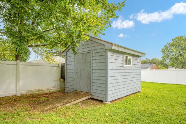 15 FOX RUN LN, Fredericksburg, VA 22405