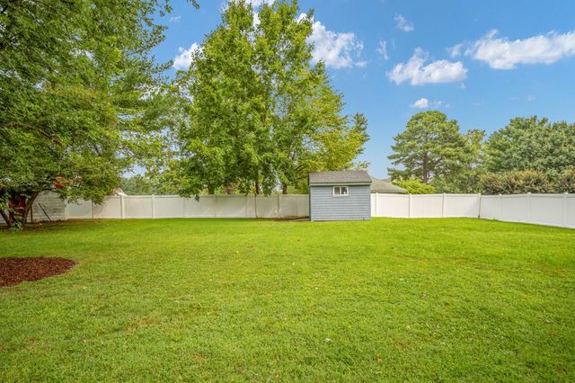 15 FOX RUN LN, Fredericksburg, VA 22405