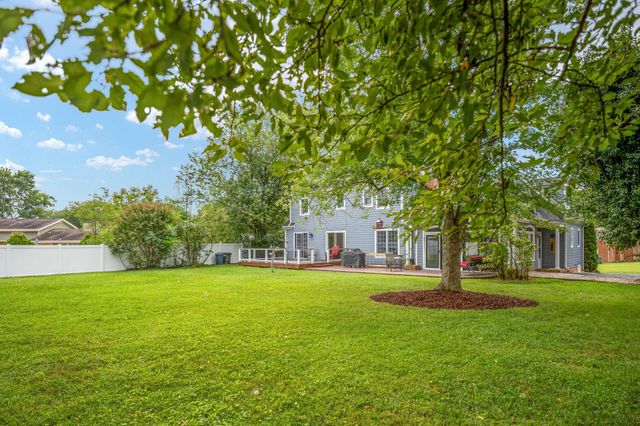 15 FOX RUN LN, Fredericksburg, VA 22405