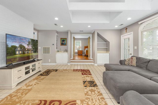 15 FOX RUN LN, Fredericksburg, VA 22405