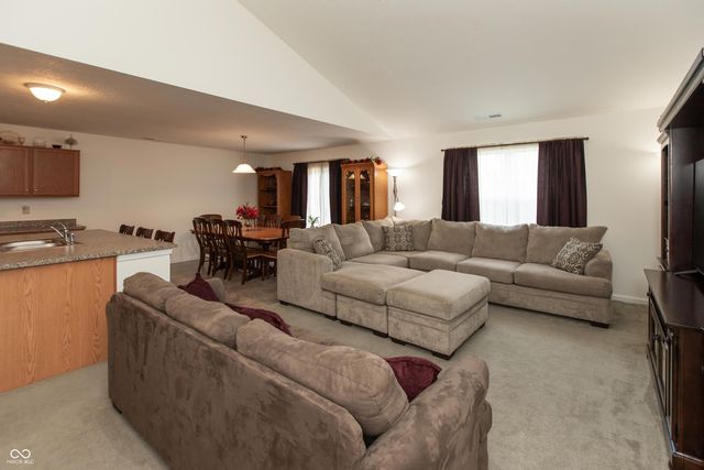 2458 Bristol Drive, Franklin, IN 46131