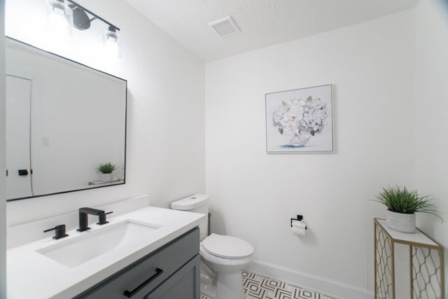 3103 Hemingway Drive, Montgomery, TX 77356