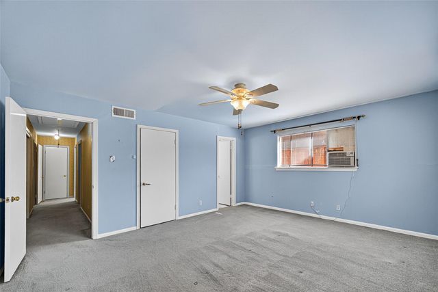 5223 Wigton Drive, Houston, TX 77096