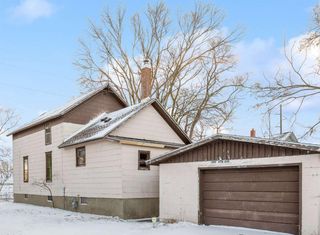 300 4TH AVENUE, Menominee, MI 49858