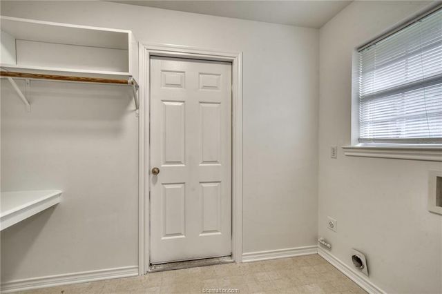1309 Danville Court, College Station, TX 77845