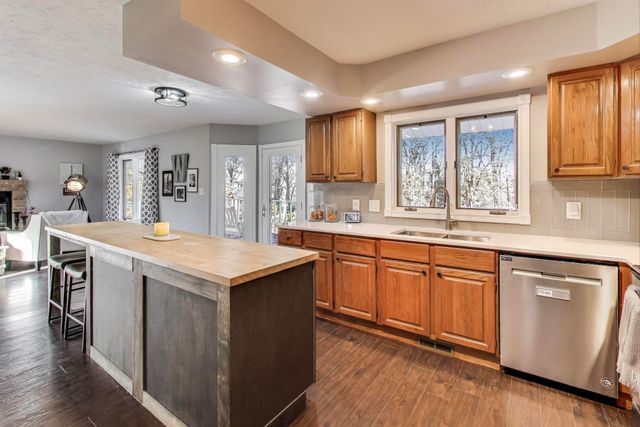 33791 Early Road, New Carlisle, IN 46552