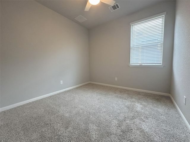 243 Kellys Heroes WAY, Jarrell, TX 76537