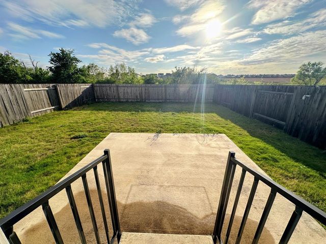 243 Kellys Heroes WAY, Jarrell, TX 76537