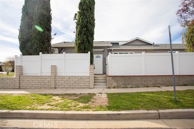 16327 Kalisher Street, Granada Hills (los Angeles), CA 91344