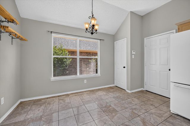 1424 Mayflower Lane, Lewisville, TX 75077