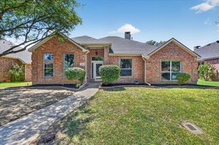 1424 Mayflower Lane, Lewisville, TX 75077