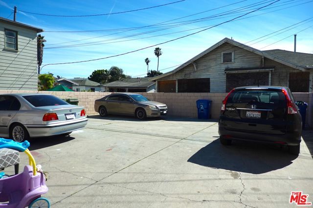 3516 W 67th Street, Los Angeles, CA 90043