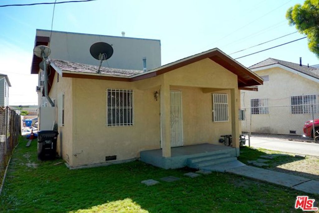 3516 W 67th Street, Los Angeles, CA 90043