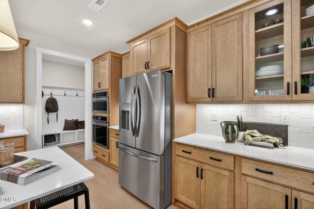 68 Knotts Loop, Lillington, NC 27546