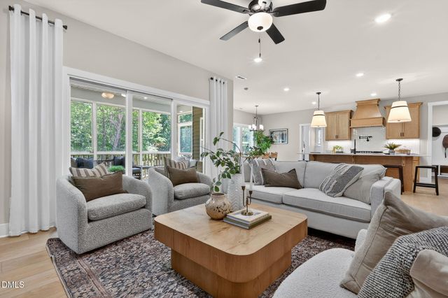 68 Knotts Loop, Lillington, NC 27546