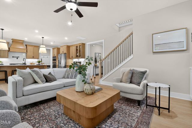 68 Knotts Loop, Lillington, NC 27546