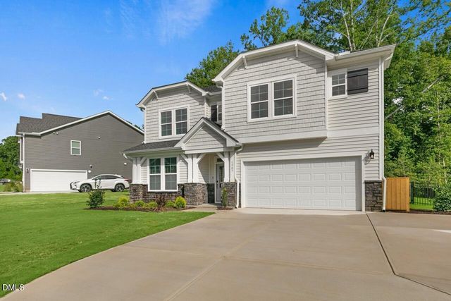 68 Knotts Loop, Lillington, NC 27546