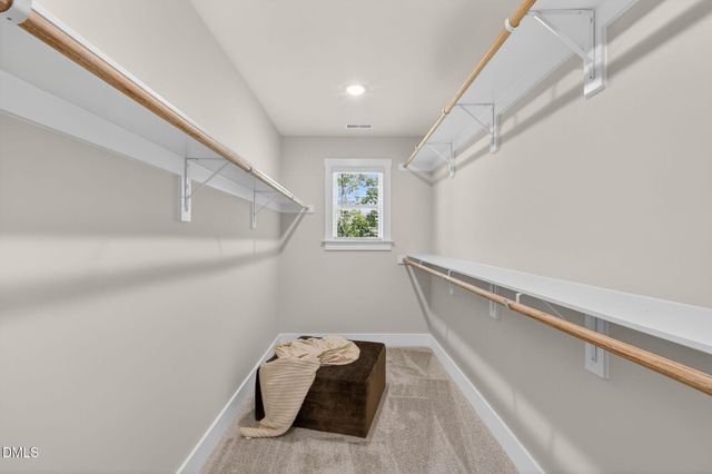 68 Knotts Loop, Lillington, NC 27546