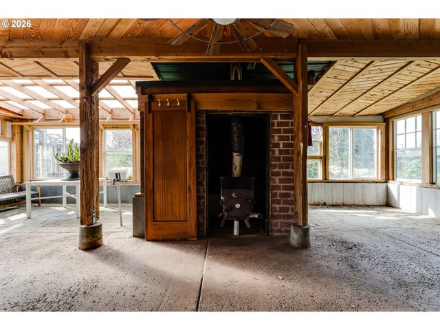 111 HOLEMAN Ave, Eugene, OR 97404