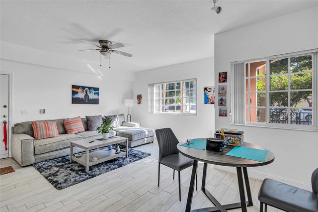 2015 SE 10th Ave 101, Fort Lauderdale, FL 33316