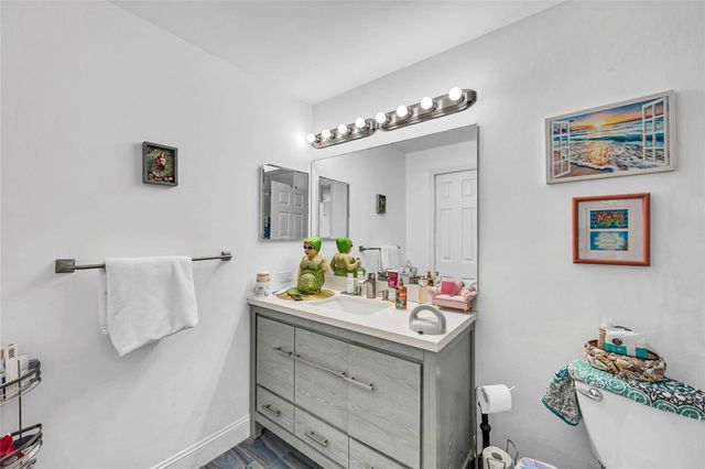 2015 SE 10th Ave 101, Fort Lauderdale, FL 33316